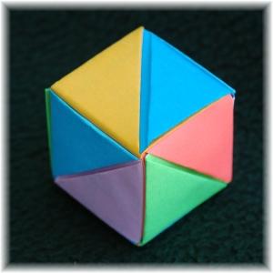 Modular Cube with Opposing Triangle Faces